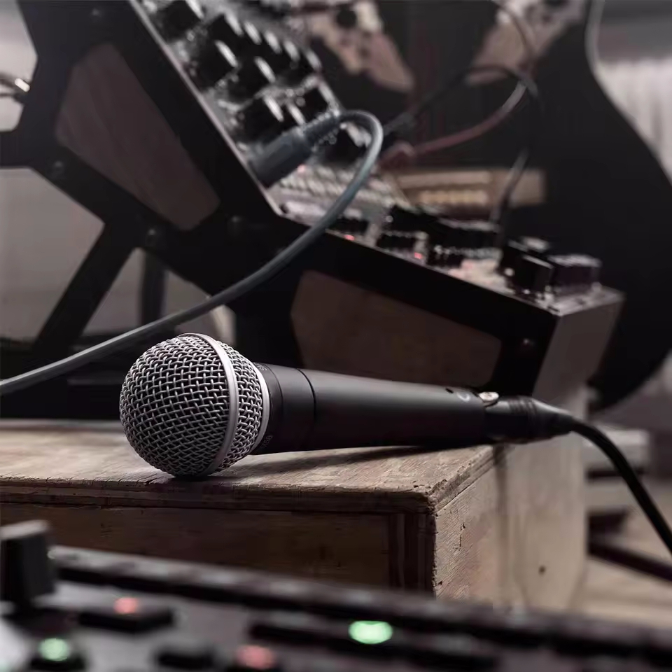 Profesjonalny dynamiczny mikro – Shure Mic Sm58 recenzja i cena